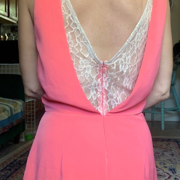 Romper NWT - Picture 5 of 9